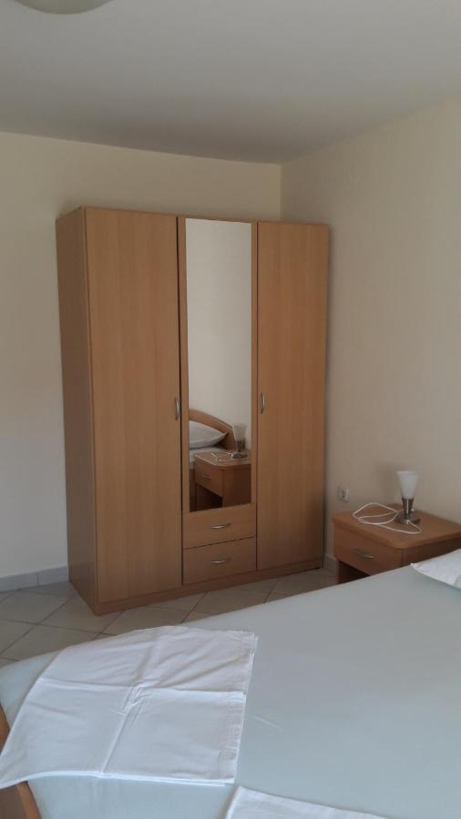 Apartman Dinka バスカ エクステリア 写真